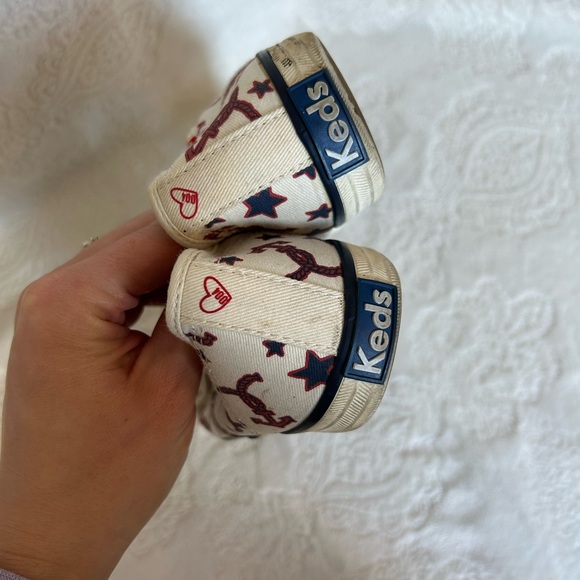 Taylor Swift Nautical Keds - Picture 7 of 8